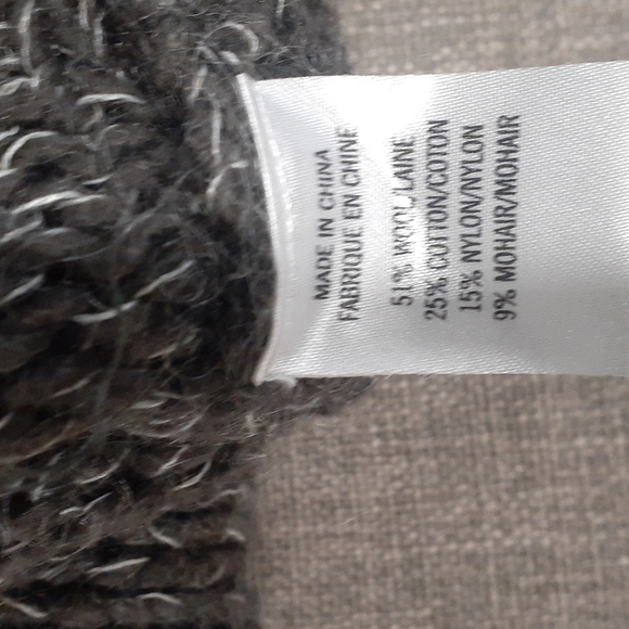 Theory gray wool blend cable knit crewneck pullover sweater size small - Picture 10 of 10